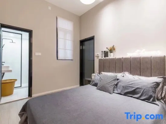 1 Bedroom Suite