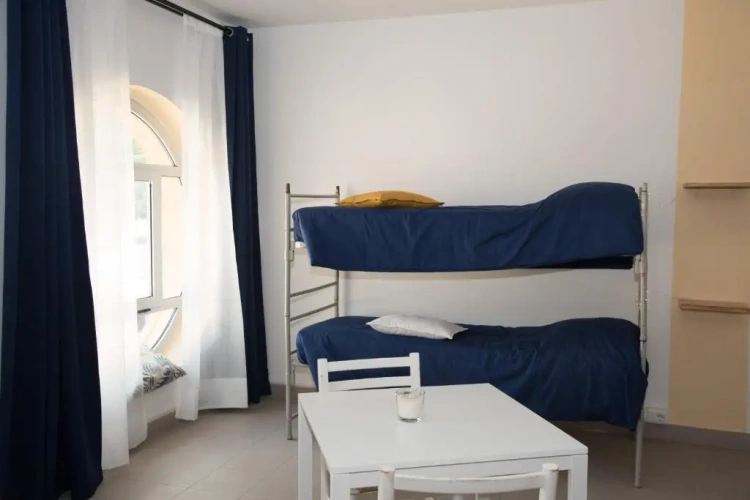 Bed in Dorm