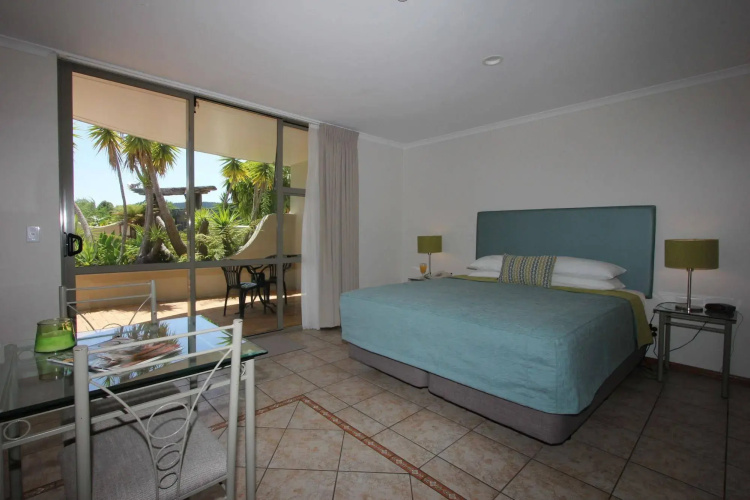 Breakers Motel Whangamata