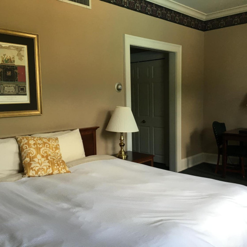 Bertram Inn at Glenmoor