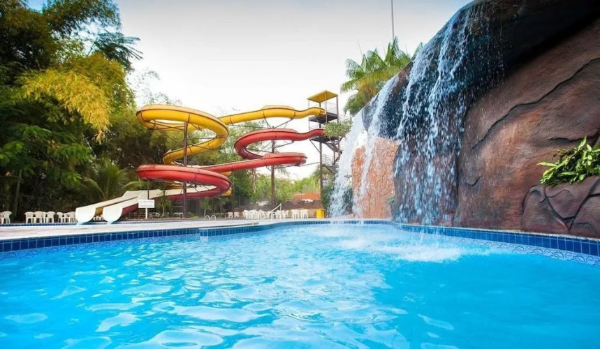 Golden Dolphin Grand Hotel