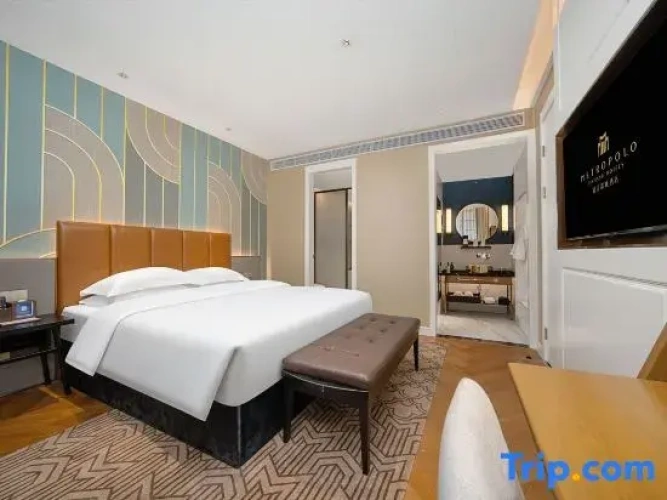 1 Bedroom Deluxe Suite