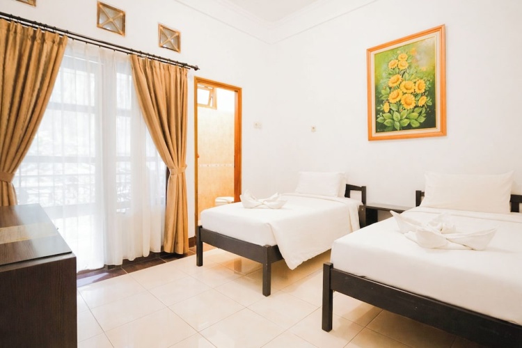 Superior Twin room with balcony