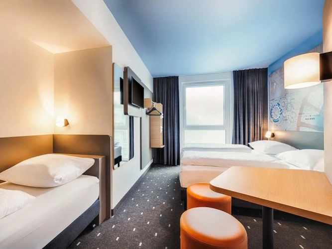 Triple room