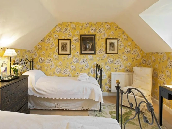 3 Bedrooms Cottage