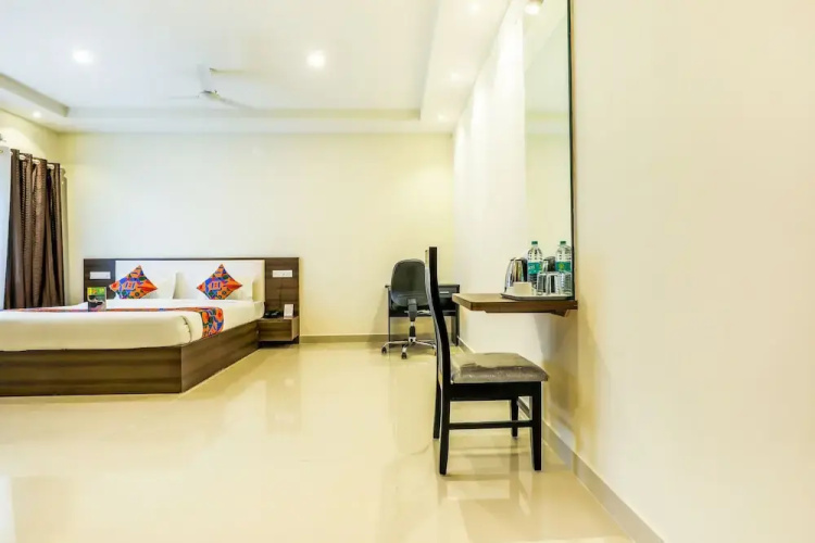 Fabhotel Elephant Suites