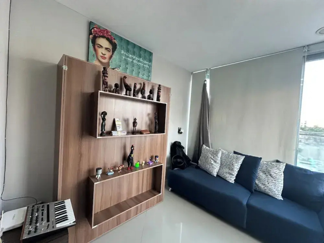 2BR Penthouse with Rooftop Pool