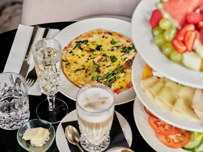 The Crown Krakow Center - Handwritten Collection ACCOR