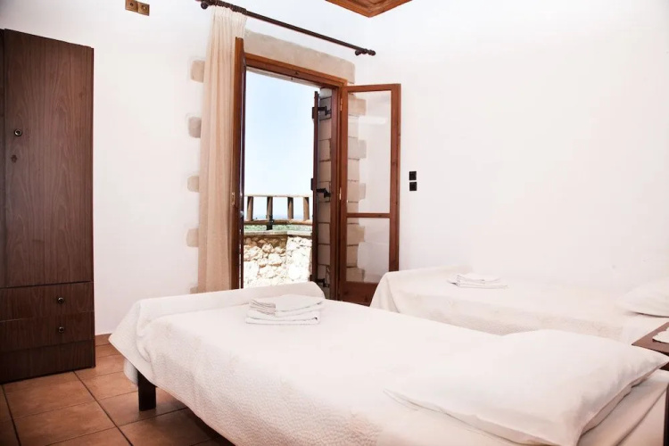 Tsivaras Villas