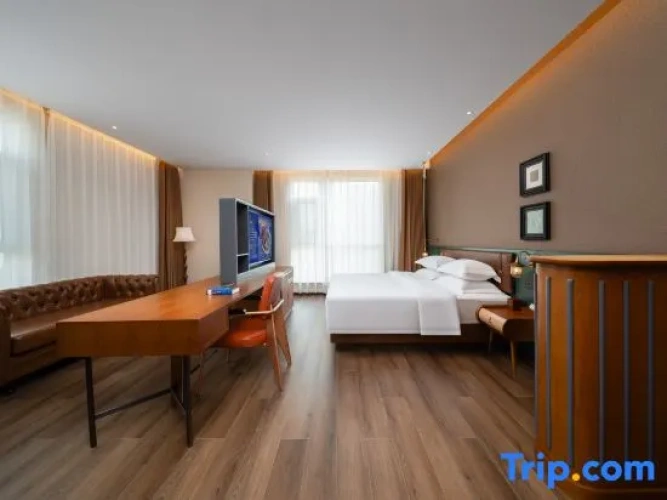 Standard Double Suite