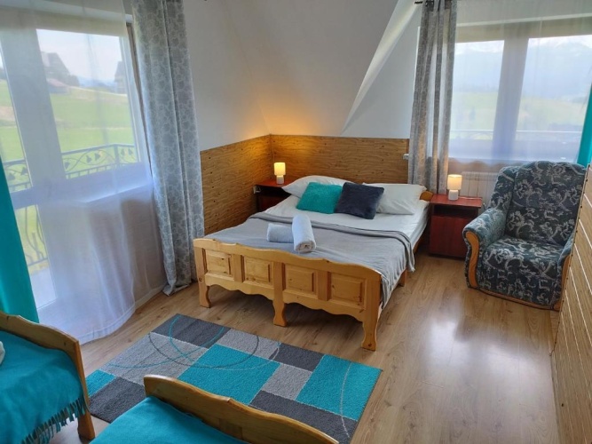 Standard Twin room with mountain view