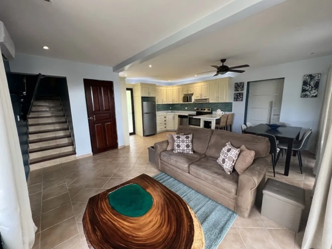 2 Bedrooms Luxury Apartment with ocean view