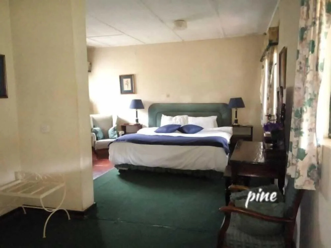 Pine Tree Inn