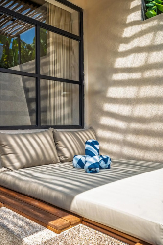 Ambara Residence 1C