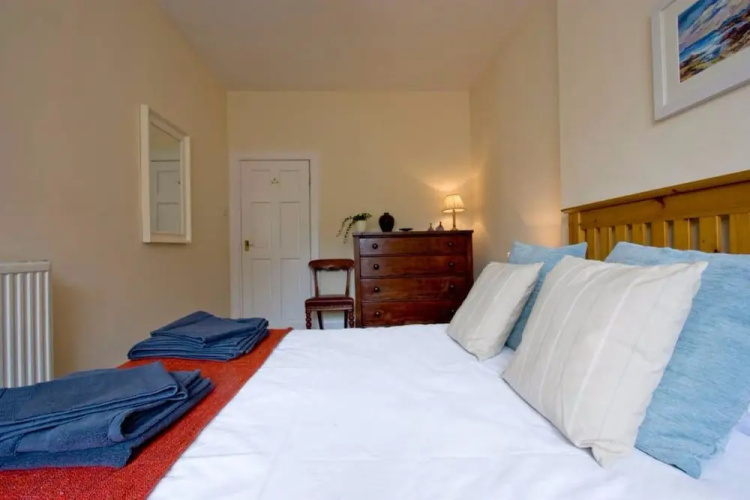 Stockbridge 2 Bedroom Apartment