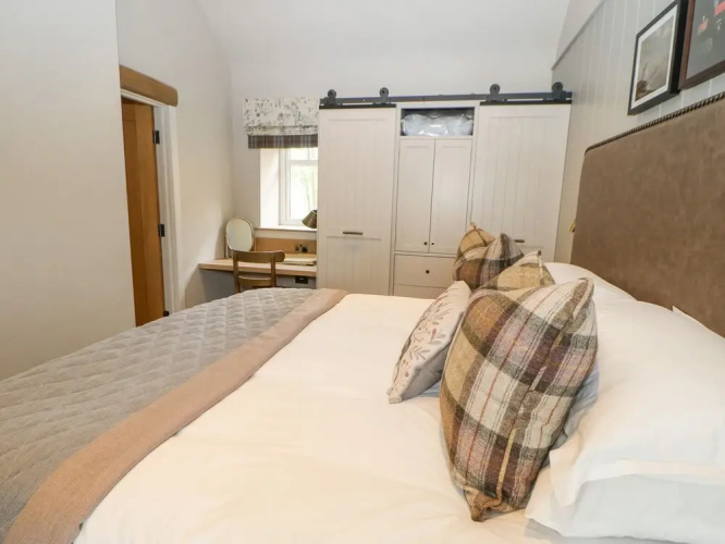 Hilton Cottage