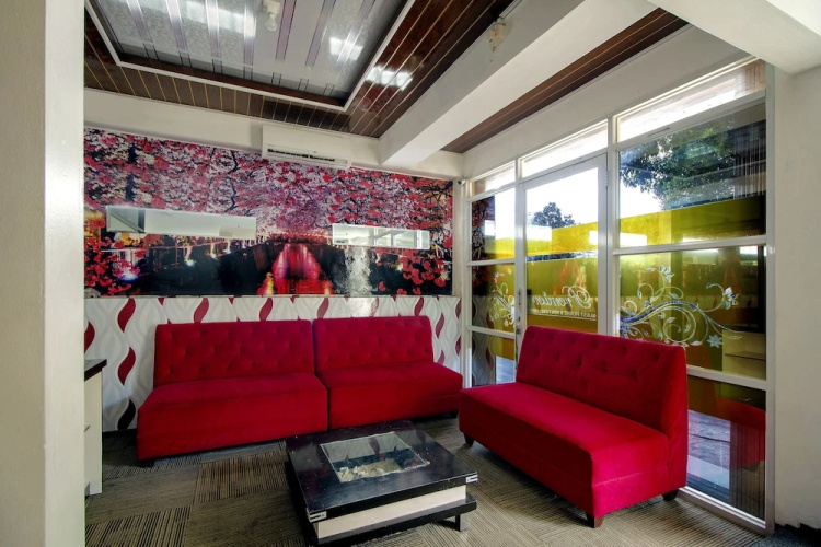 OYO 1057 Premier Guest House