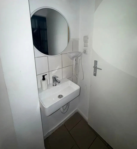 Modern 2BR Flat 10 Min to Westbahnhof