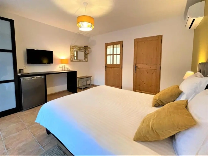 Standard Double room with garden view
