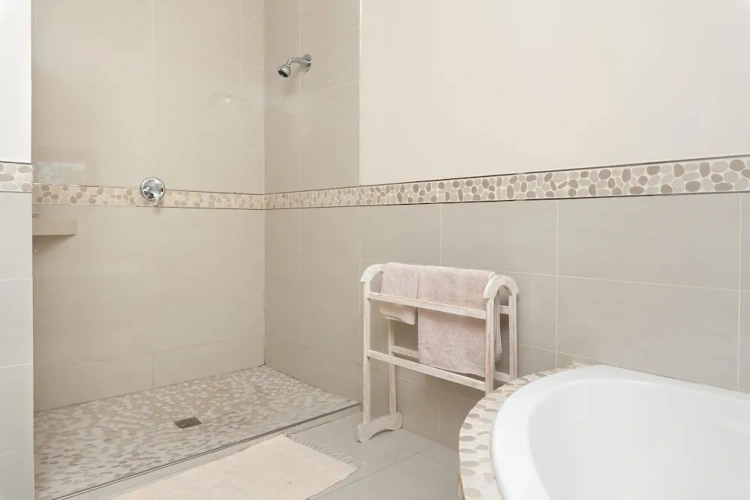 Deluxe Double room with pool view