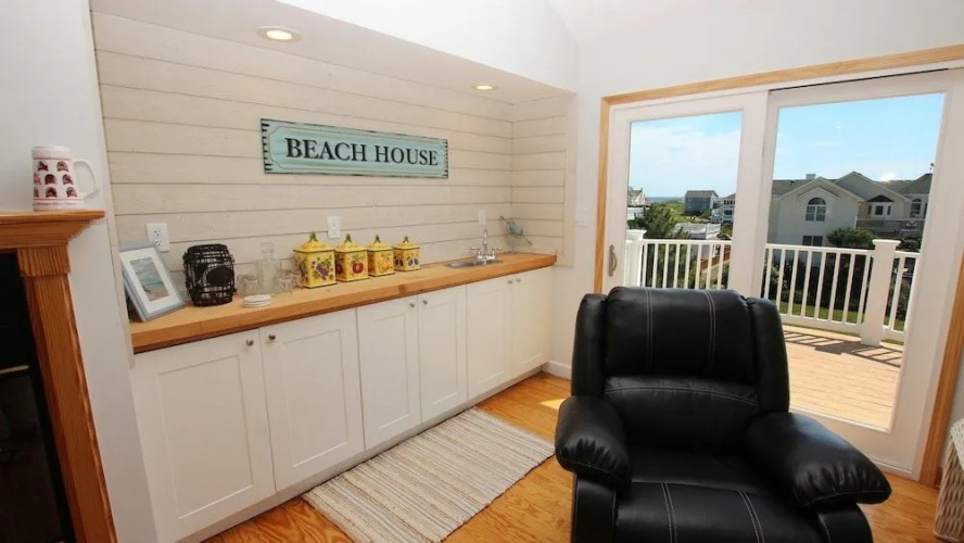 Whalecome Home - 5 Br Home