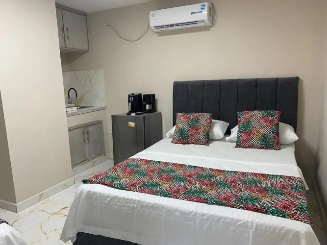 Beach Apartments Nabusimake