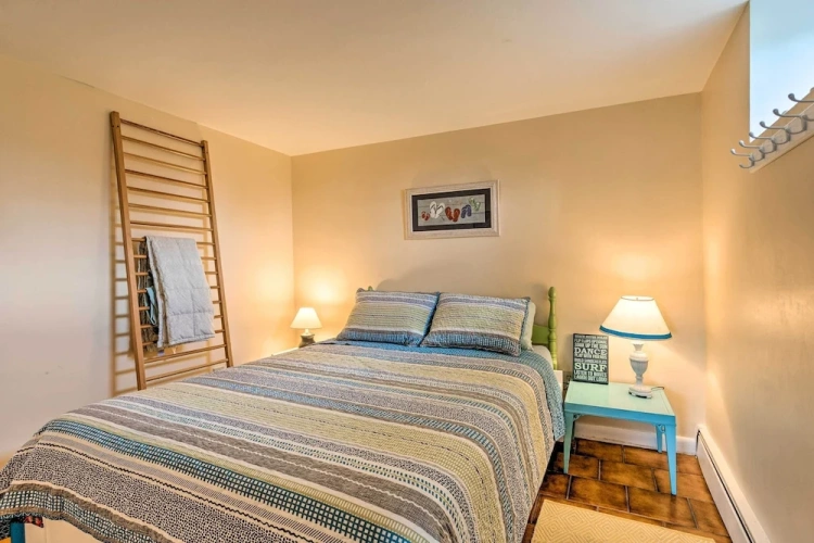 3 Bedrooms Cottage