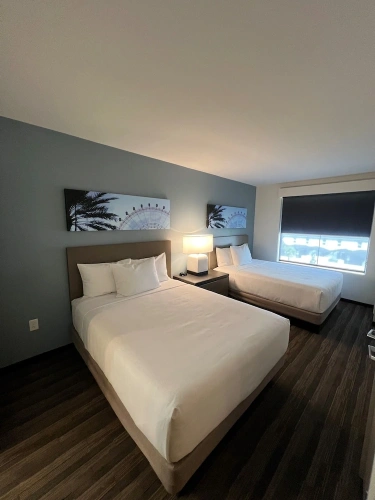 1 Bedroom Quadruple Suite