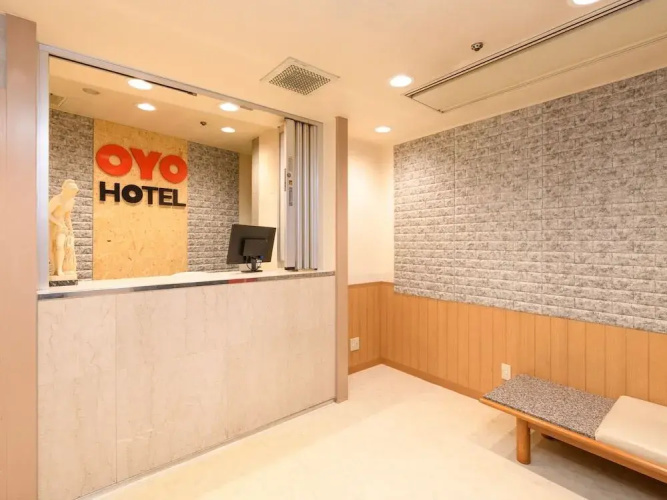 Oyo Ueda Station Hotel