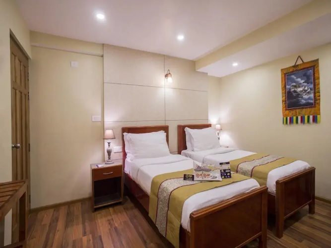 OYO 2317 Hotel Nirvana