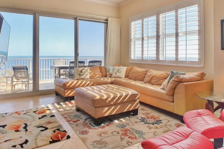 Malibu Condos 804