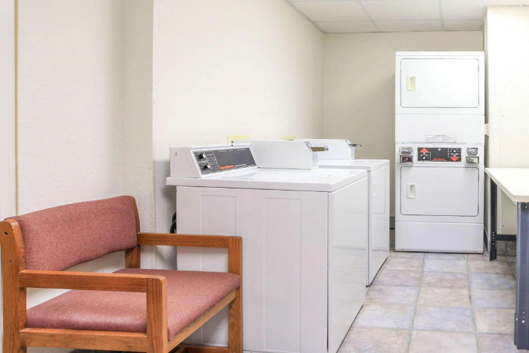 Soo Locks Lodge & Suites