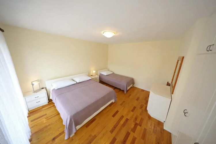 Apartment Irela