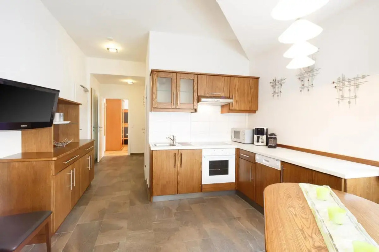 Apartment Warter