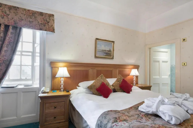 Dornoch Castle
