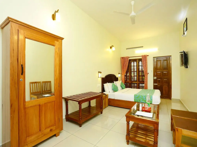 OYO 12937 Hotel Periyar Canopy
