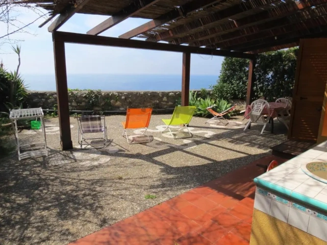 1 Bedroom Apartment with sea view