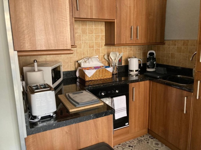 1 Bedroom Apartment