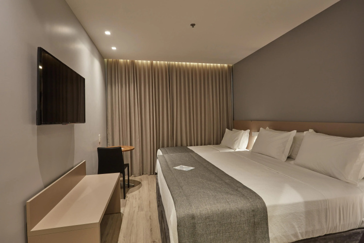 Flix Hotel