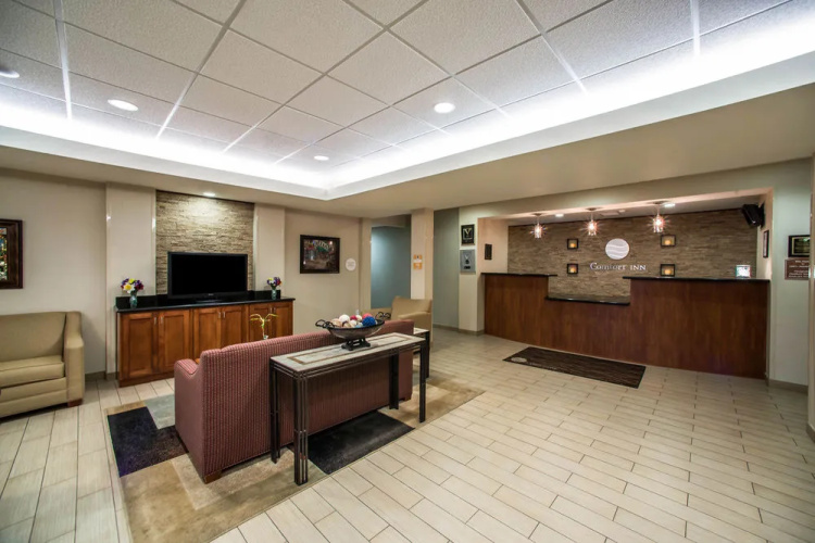 Comfort Inn & Suites Marion I-57