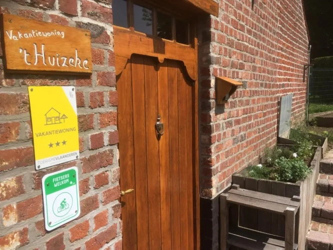 Double Cottage