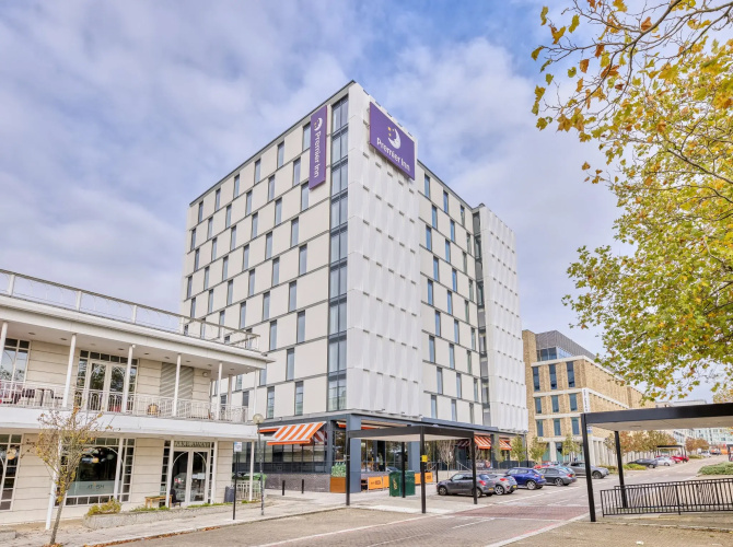 Premier Inn Milton Keynes Central - Avebury Boul - Milton Keynes