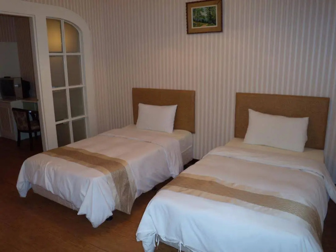 Hotel Chung Shan
