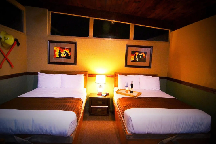 Redwoods River Resort