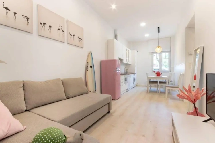 3 Bedrooms Apartment
