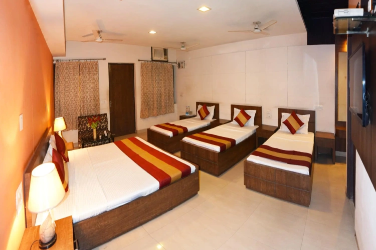 Standard Family room