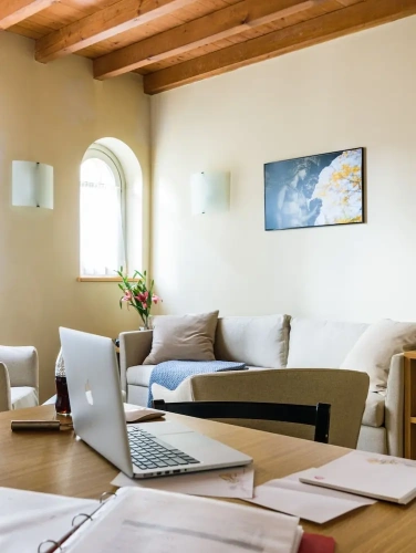 2 Bedrooms Prestige Apartment