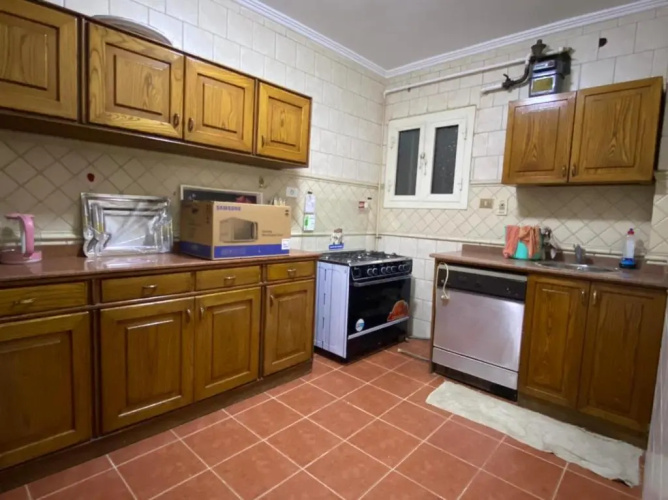 FAMILY ONLY luxury apartment