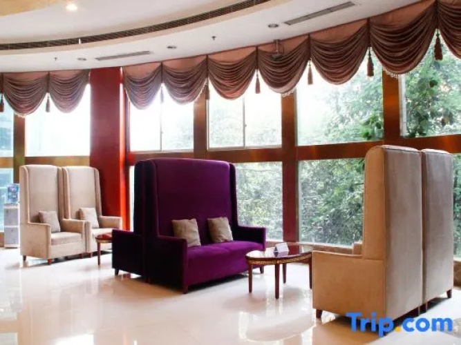 Tianhao Business Hotel
