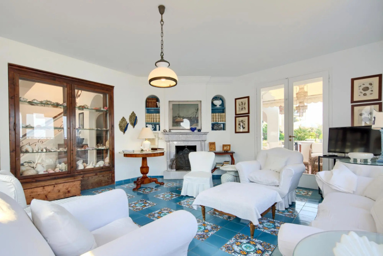 Estate4home - Villa Bougainville